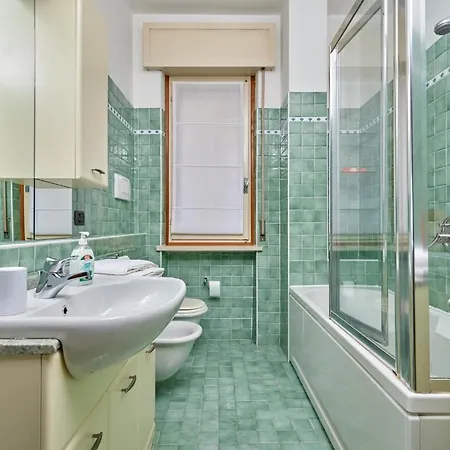 Gionno's * Torri Del Benaco